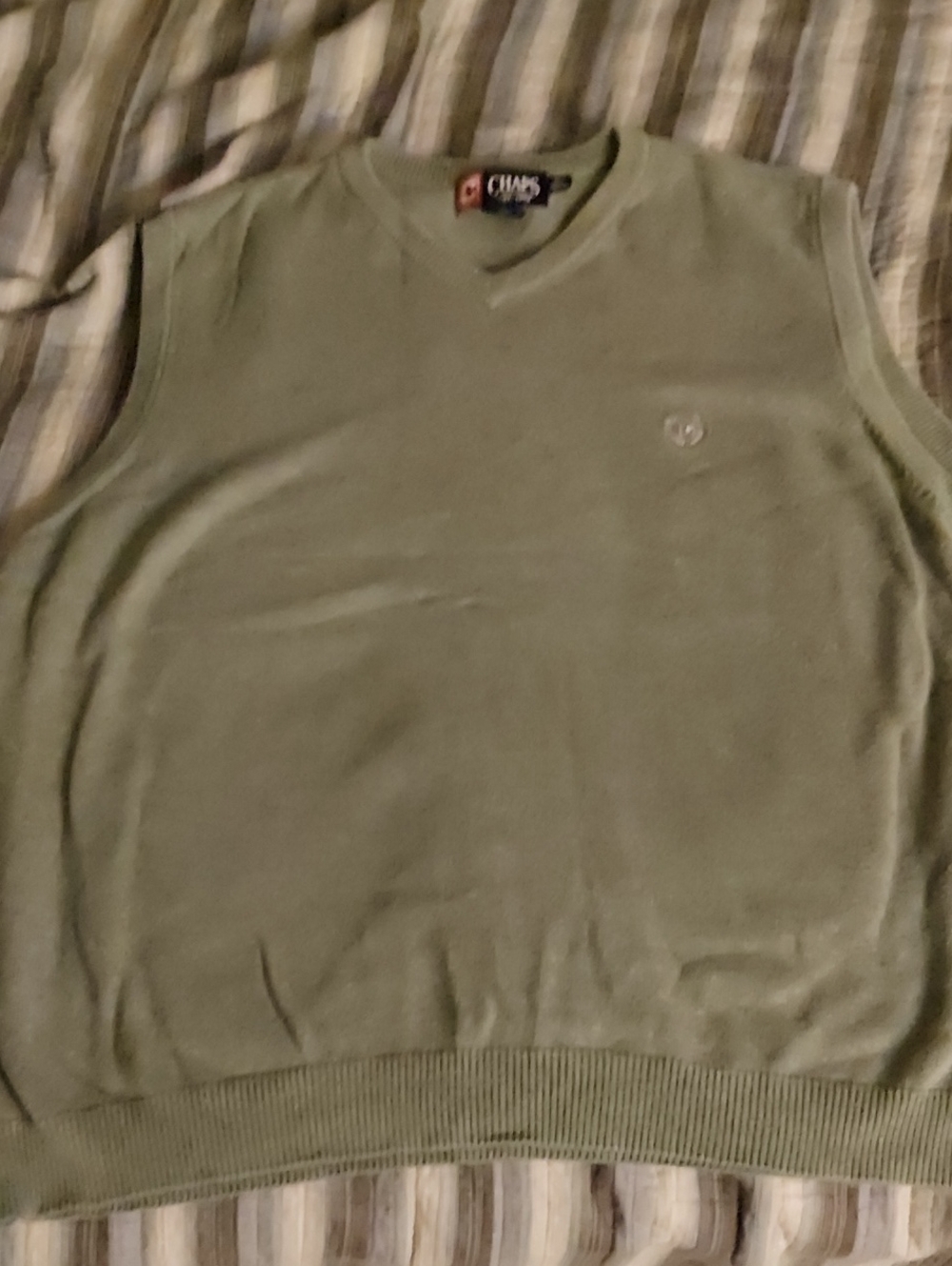 Chaps Men's Olive V‑Neck Sweater Vest